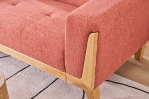 Canapé scandinave 2 places en tissu terracotta et bois clair FJORD