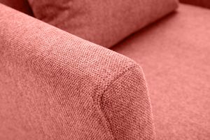 Fauteuil scandinave déhoussable en tissu effet velours texturé terracotta et bois clair OSLO