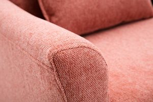 Canapé scandinave 2 places en tissu effet velours texturé terracotta et bois clair KATE