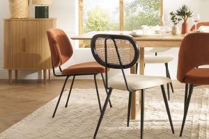 Chaises design en tissu effet velours terre brûlée et métal noir (lot de 2) BARNET