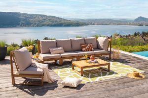 Salon de jardin d'angle 6-8 places en bois massif avec coussins déhoussables taupe SALSA