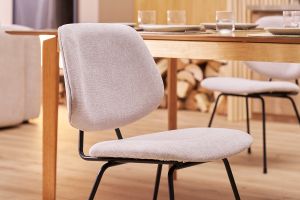 Chaises design en tissu effet velours texturé beige et métal noir (lot de 2) BARNET