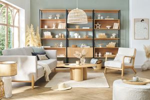 Fauteuil scandinave en tissu effet laine bouclée blanc et bois clair massif DERRY