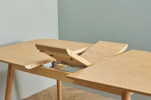 Table extensible rallonges intégrées rectangulaire en bois clair chêne L140-170 cm ANK