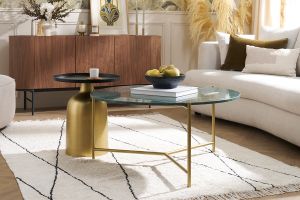 Table d'appoint design ronde en métal doré et plateau noir mat RAMSES