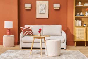 Lampe à poser en céramique émaillée terracotta et abat-jour écru H53 cm BERRO