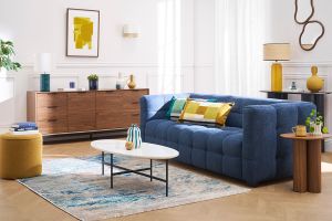 Lampe à poser en céramique émaillée jaune et abat-jour en raphia naturel H64 cm MAJES