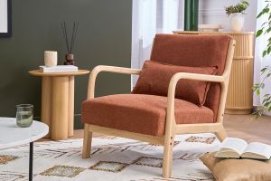 Fauteuil scandinave en tissu effet velours terre brûlée et bois clair massif DERRY