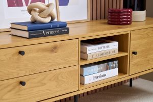 Meuble TV finition en bois clair chêne et métal noir L160 cm PERNELLE