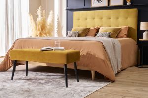 Banc design capitonné en tissu velours bronze et métal noir L96 cm GUESTA