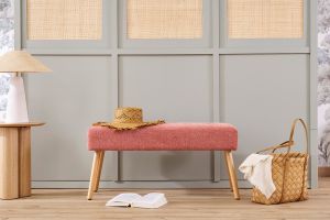 Banc scandinave capitonné en tissu effet velours texturé terracotta et bois clair L96 cm GUESTA
