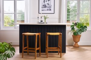 Barhocker aus massivem Teakholz und Rattangeflecht H65 cm (2er-Set) GAWA