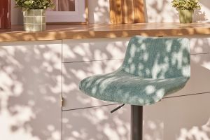 Tabourets de bar réglables en tissu effet velours texturé vert céladon et métal (lot de 2) BOOST