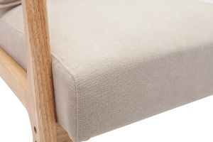 Fauteuil scandinave en tissu effet velours beige et bois clair massif DERRY