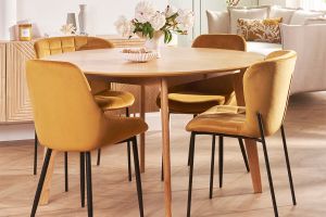 Chaises design en tissu velours taupe et métal noir (lot de 2) SAIGA
