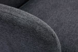 Fauteuil scandinave en tissu effet velours texturé gris foncé et bois clair ISKO