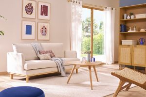 Canapé scandinave 3 places en tissu beige et bois clair HOBART