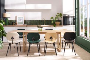 Chaises design noire en bois noir et métal (lot de 2) TOBIAS