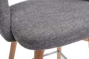 Tabourets de bar scandinaves tissu effet velours texturé gris et hévéa massif 65 cm (lot de 2) COSETTE