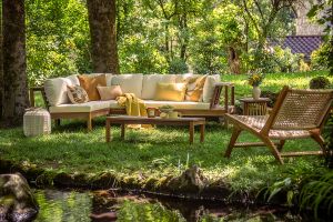 Salon de jardin d'angle 6 places en bois massif avec coussins déhoussables beige naturel BELIZE