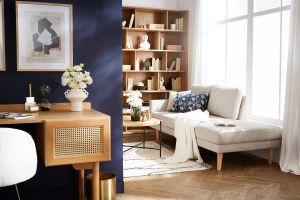 Méridienne scandinave en tissu effet velours texturé beige et bois clair BERTILLE