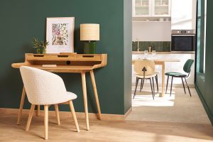 Chaises scandinaves en tissu effet laine bouclée blanc cassé et bois clair massif (lot de 2) VANITY
