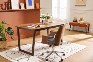Chaise de bureau à roulettes design noir, bois foncé noyer et acier chromé RUFIN