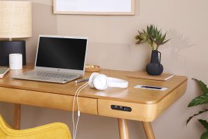 Bureau connecté multimédia  avec tiroir bois clair massif L120 cm CLEVER