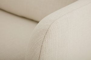 Canapé scandinave 3 places en tissu beige et bois clair HOBART