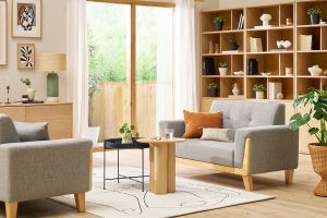 Canapé scandinave 2 places en tissu gris et bois clair FJORD