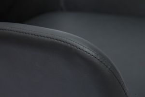 Chaise de bureau à roulettes noire ALBAN