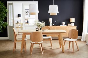 Chaises vintage en bois foncé et noir (lot de 2) BECK