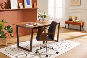 Sedia da ufficio con rotelle design nero, legno scuro noce e acciaio cromato RUFIN