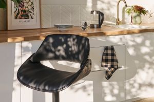 Tabouret de bar design noir réglable pivotant 360° CLASH