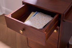 Bureau avec rangements vintage bois massif et métal doré L130 cm ROBY