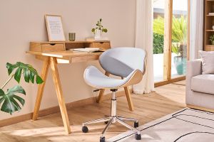 Chaise de bureau à roulettes design en tissu gris clair, bois clair et acier chromé WALNUT