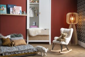 Rocking chair enfant en tissu effet peau de mouton blanc, métal noir et bois clair SHAUN