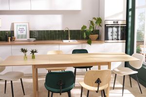 Table extensible rallonges intégrées rectangulaire bois clair chêne L160-240 cm LAHO