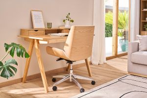 Chaise de bureau à roulettes design blanc, bois clair et acier chromé CURVED