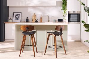 Tabourets de bar design noir et bois foncé H69 cm (lot de 2) VASCO