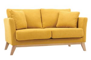 Canapé scandinave déhoussable 2 places en tissu effet velours jaune moutarde et bois clair OSLO