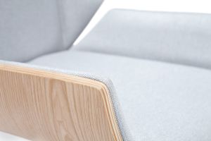 Poltrona da ufficio design legno chiaro e grigio CURVED