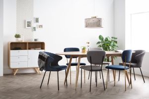 Chaise design en tissu velours bleu foncé et métal noir REQUIEM