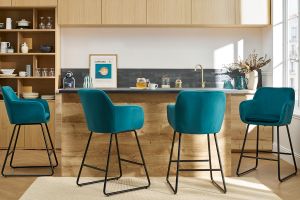 Tabourets de bar en velours bleu pétrole H65 cm (lot de 2) AMIKA