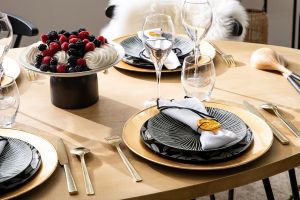 Table à manger ovale en bois manguier massif L160 cm VIBES