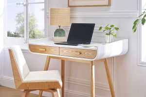 Chaise design blanc et bois clair MELKIOR