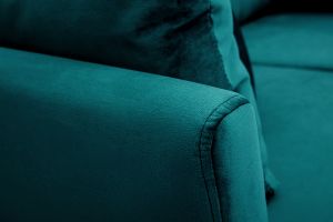 Canapé scandinave déhoussable 2 places en tissu velours bleu pétrole et bois clair OSLO