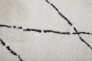 Tappeto rettangolare con motivi a losanghe neri 200 x 300 cm SILAN