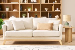 Canapé scandinave déhoussable 3 places en tissu beige et bois clair OSLO