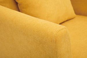 Fauteuil scandinave déhoussable en tissu effet velours jaune moutarde et bois clair OSLO